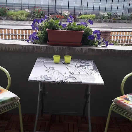 Ferienwohnung Haller 拉尔